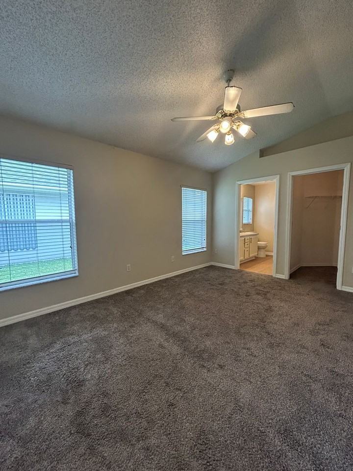 2891 Stratford Pointe Dr - Photo 6 of 15