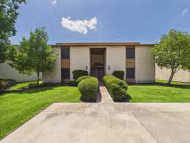 1505 Oakdale Cir #D - Photo 1 of 1