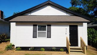 618 Douglas St - Photo 1 of 1