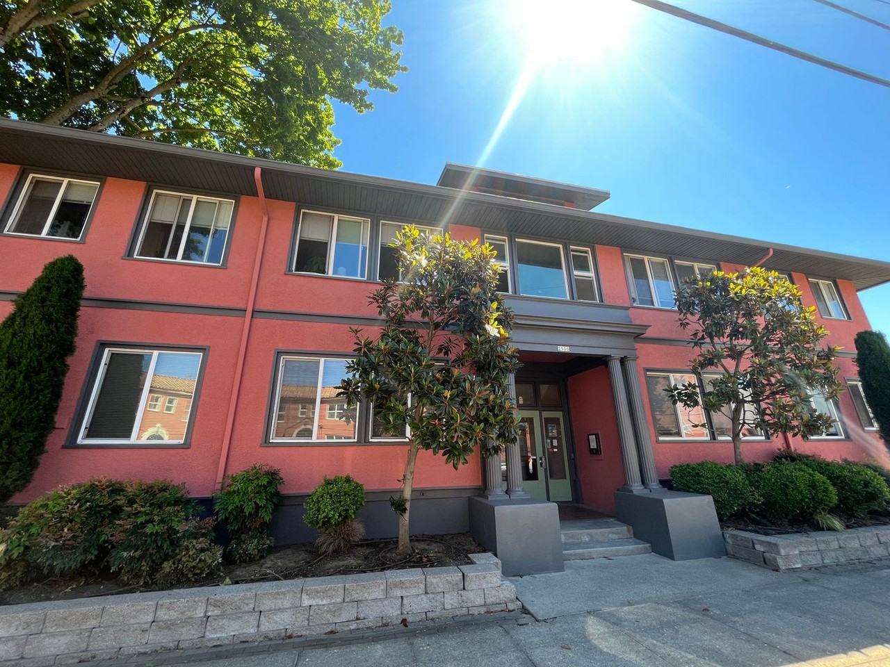 Rose Court by Star Metro - Photo 6 of 18