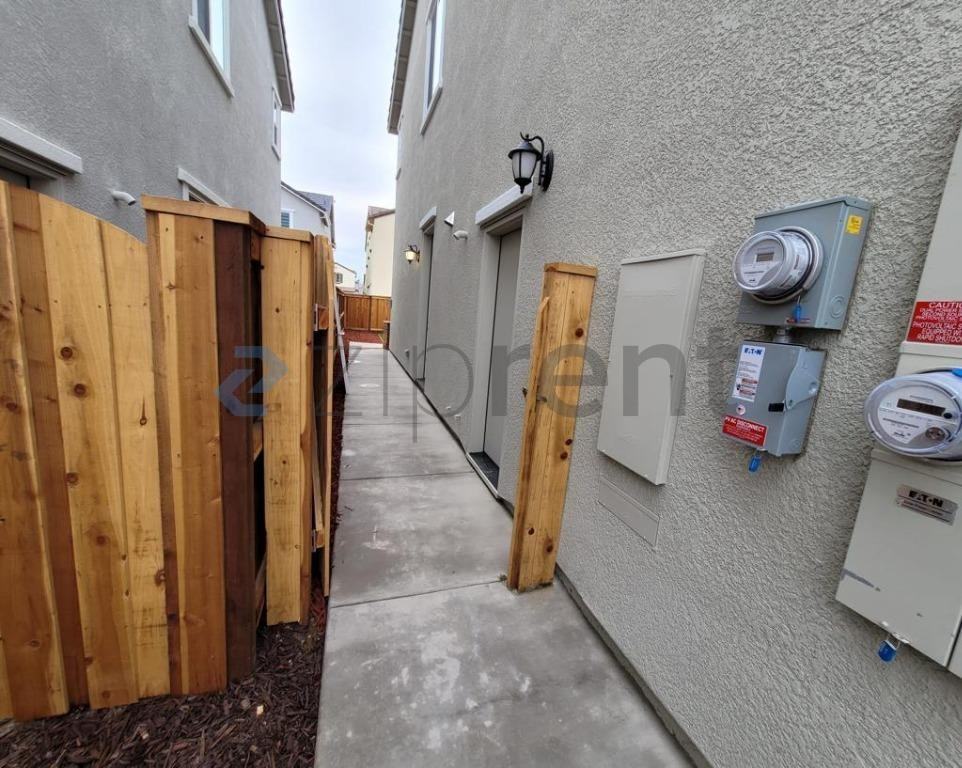 1517 Andromeda Way #2 - Photo 2 of 9