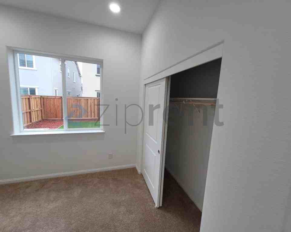 1517 Andromeda Way #2 - Photo 5 of 9