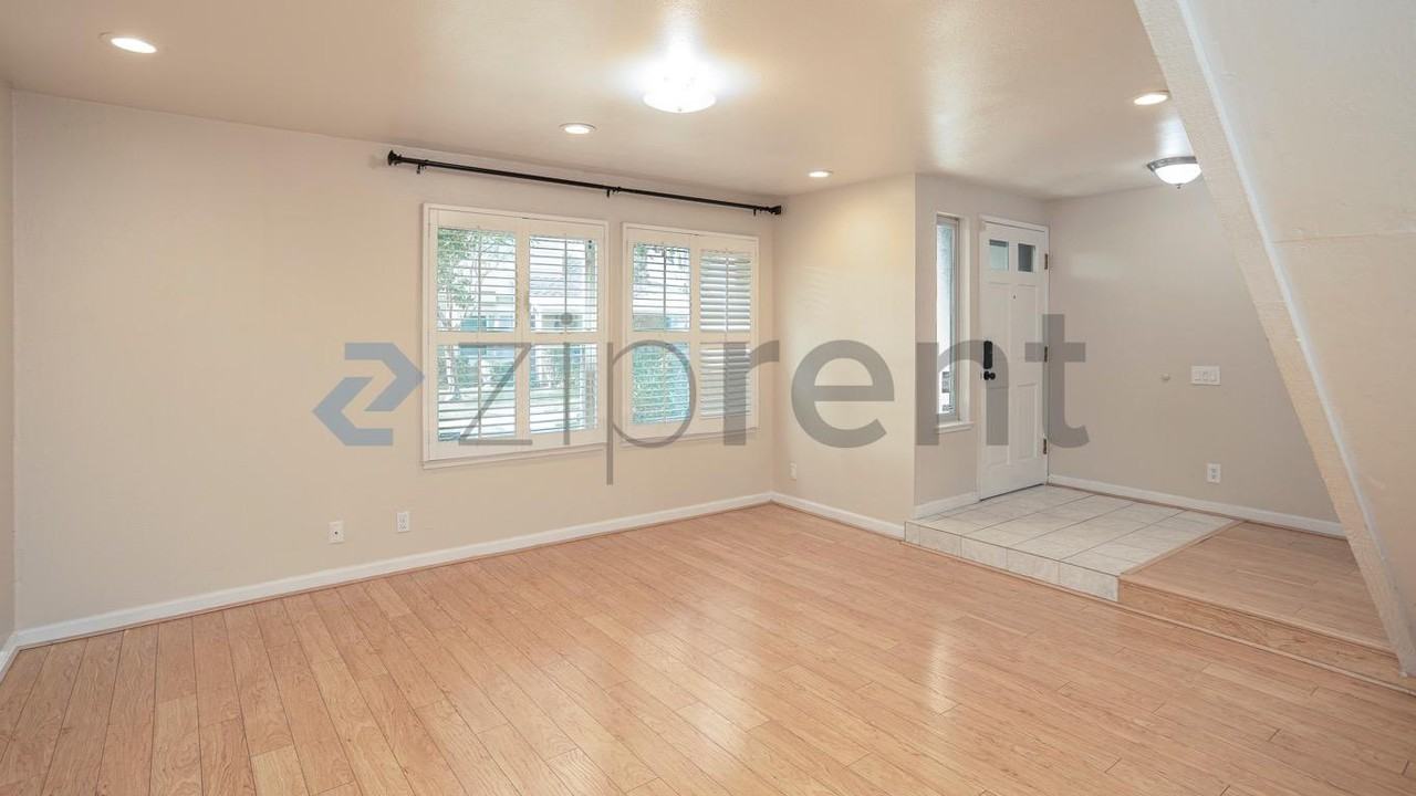 2305 Falling Water Ct - Photo 6 of 22