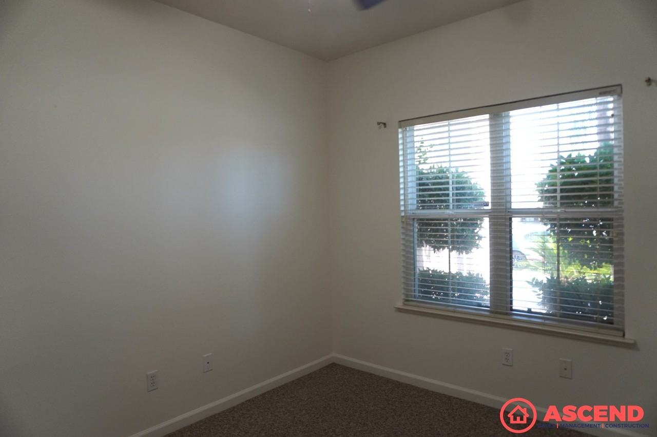 2226 Via Tuscania Ave - Photo 4 of 27