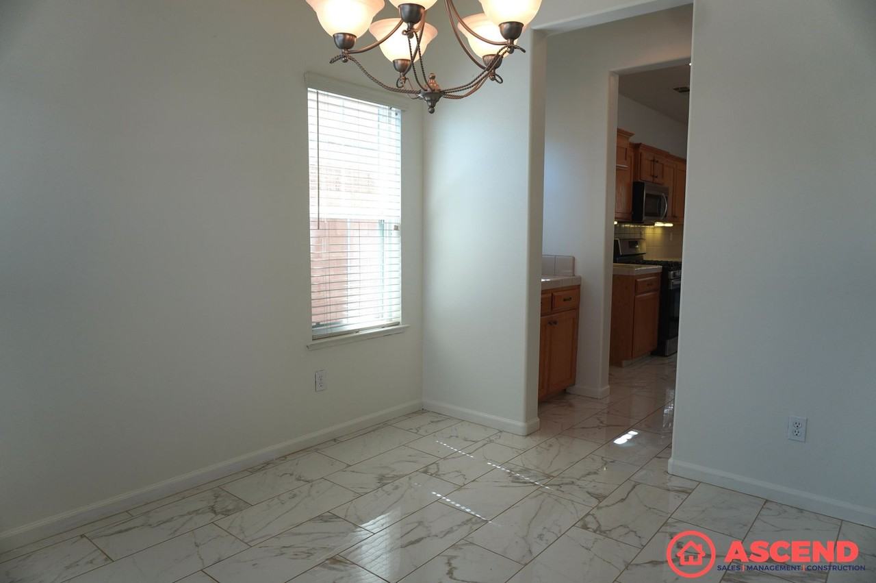 2226 Via Tuscania Ave - Photo 6 of 27
