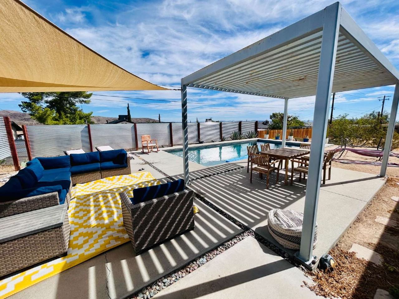 61602 La Jolla Dr - Photo 3 of 43