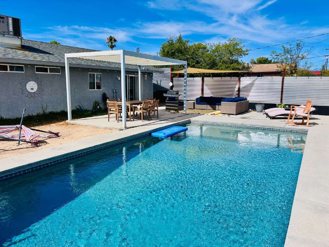 61602 La Jolla Dr - Photo 2 of 43