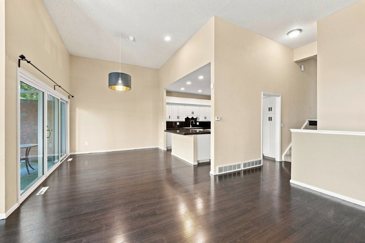 6983 E Girard Ave - Photo 5 of 40