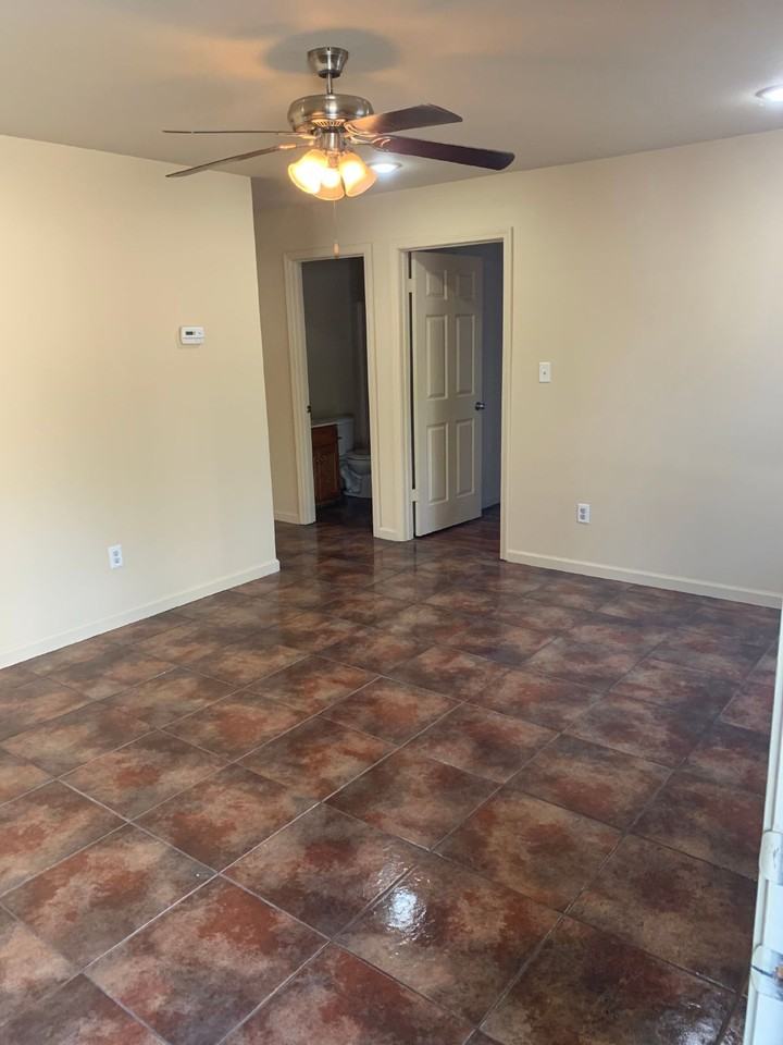 White Buffalo Apartments #06 - Photo 3 of 8