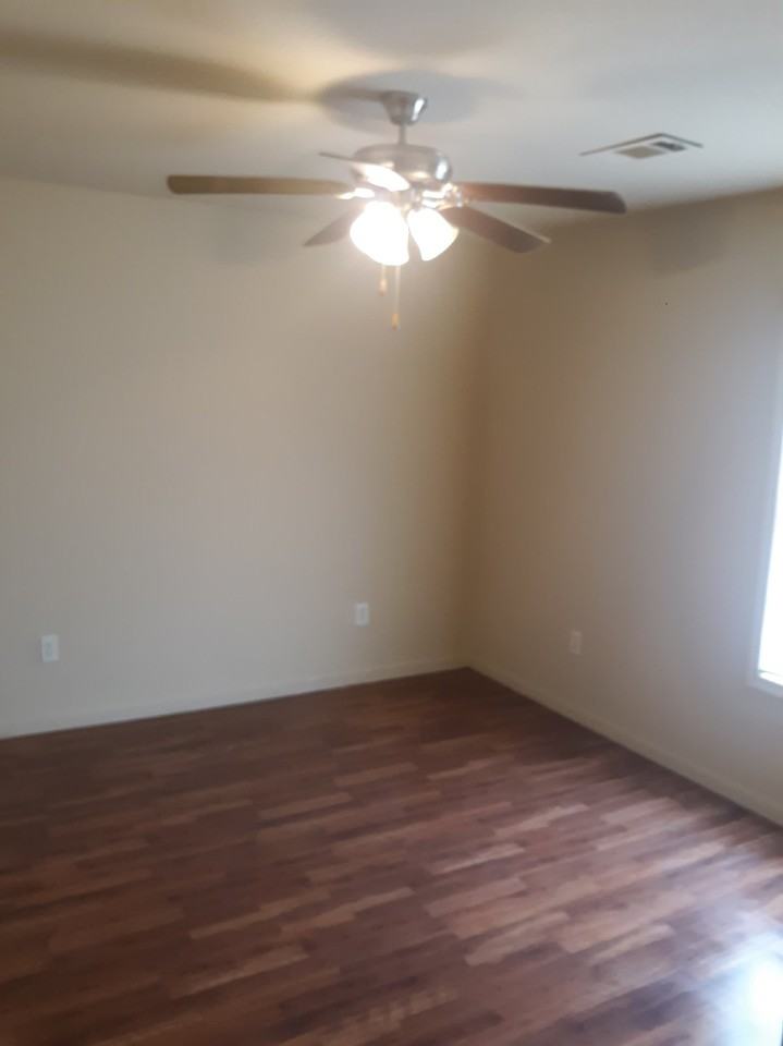White Buffalo Apartments #06 - Photo 5 of 8