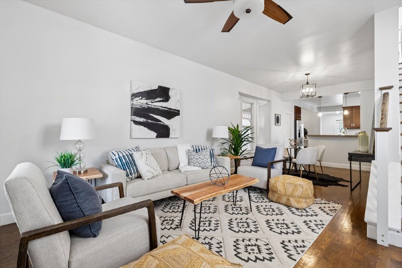 461 Galapago St - Photo 3 of 20