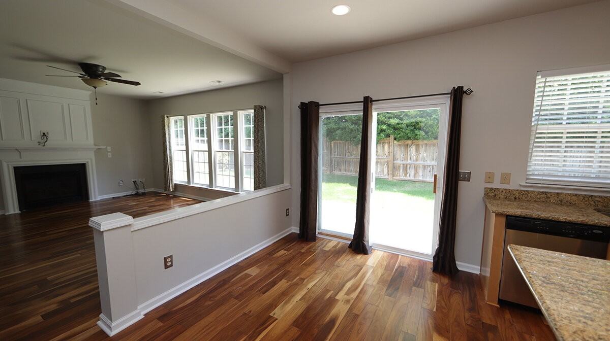 7400 Lagrange Dr - Photo 4 of 14