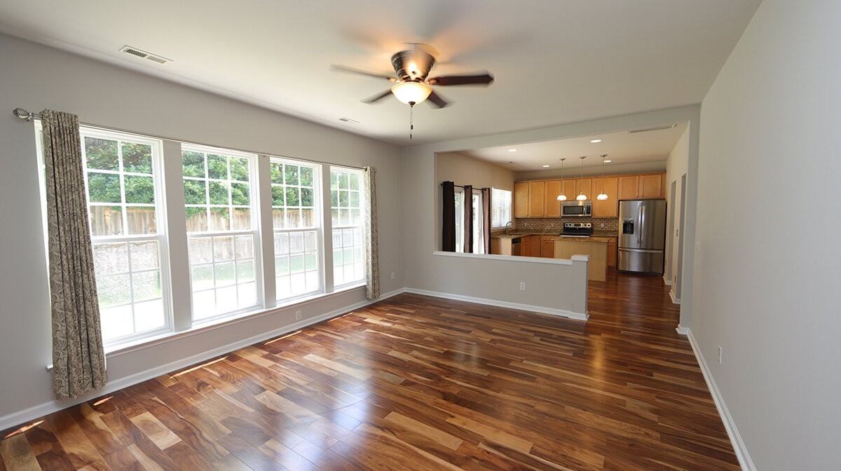 7400 Lagrange Dr - Photo 6 of 14