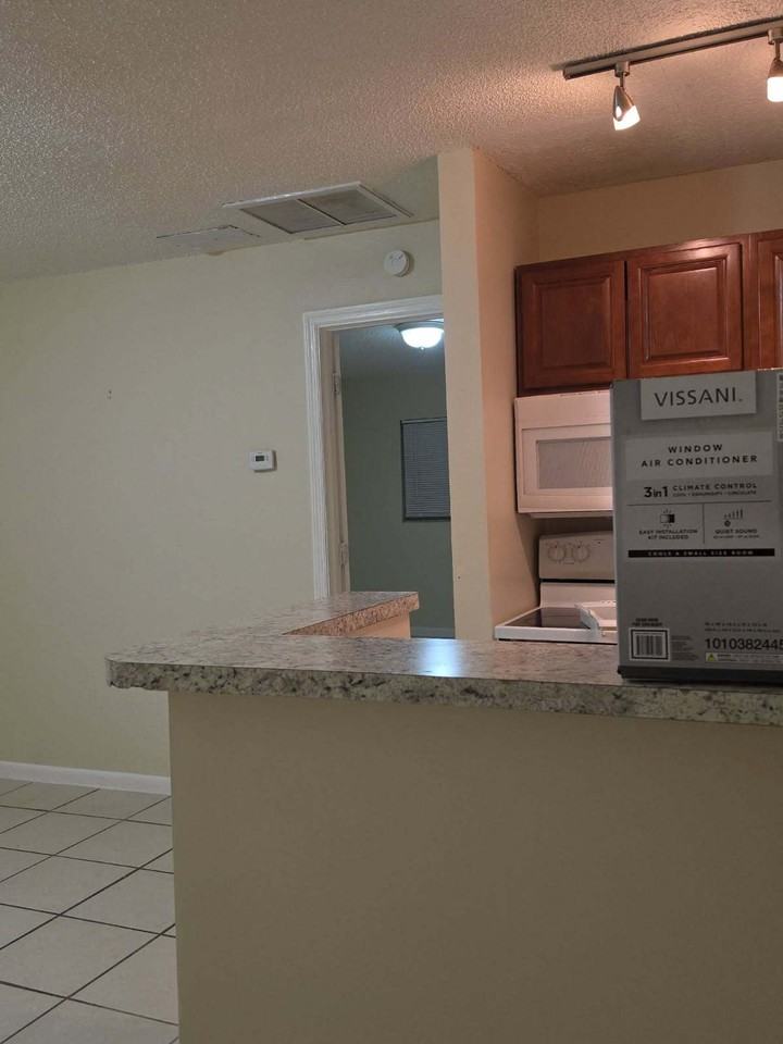 2549 Dixie Pkwy #A - Photo 2 of 3