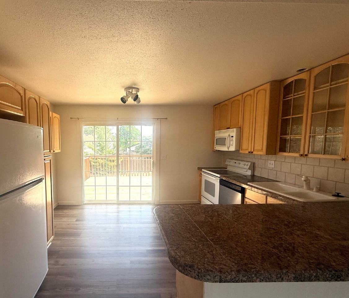 15731 E Amherst Pl - Photo 3 of 15