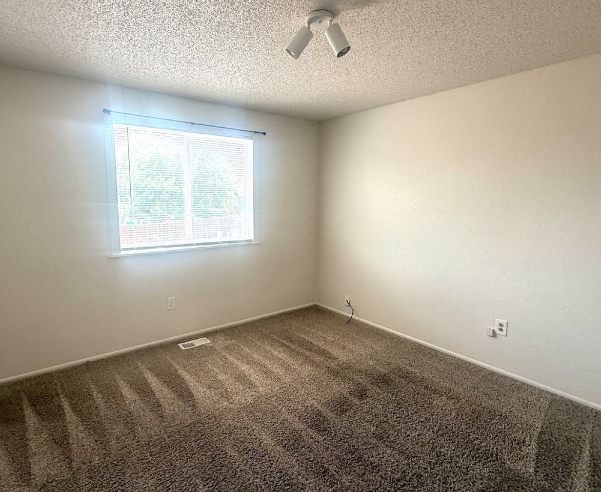 15731 E Amherst Pl - Photo 4 of 15