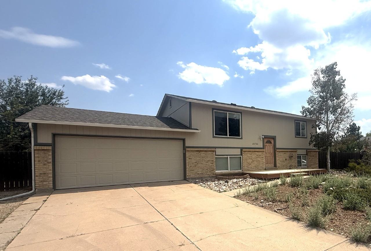 15731 E Amherst Pl - Photo 2 of 16