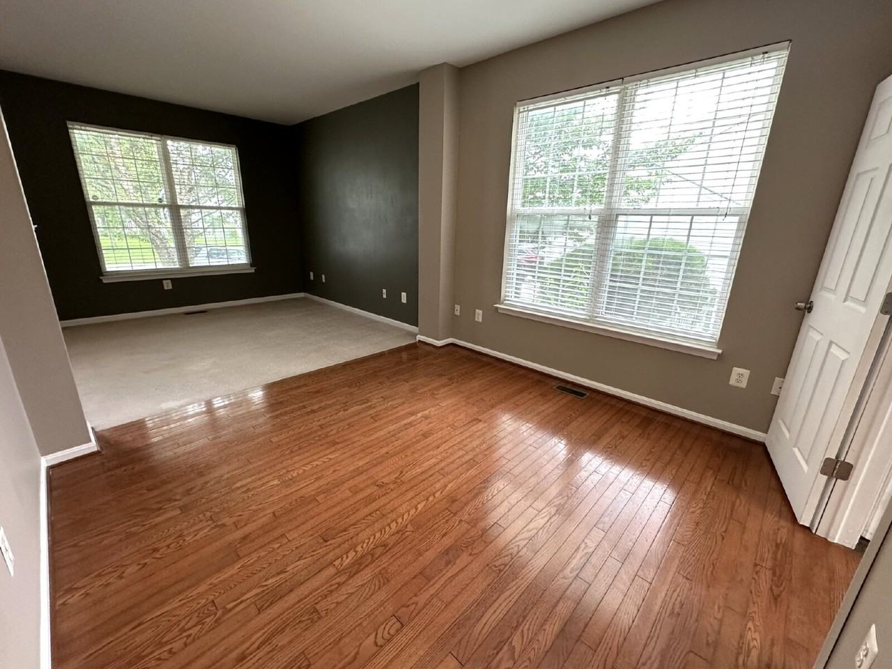 16 Bowie Mill Ave - Photo 6 of 26