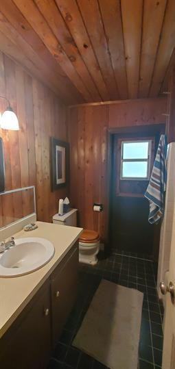 1817 Beacon St - Photo 5 of 25