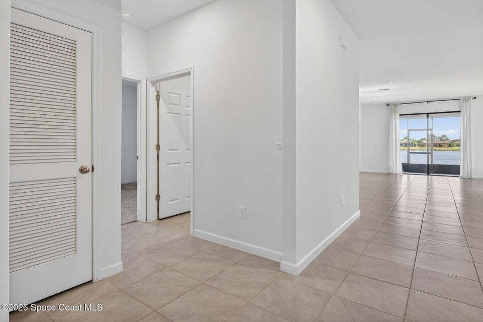 830 Remington Green Dr Se - Photo 3 of 17