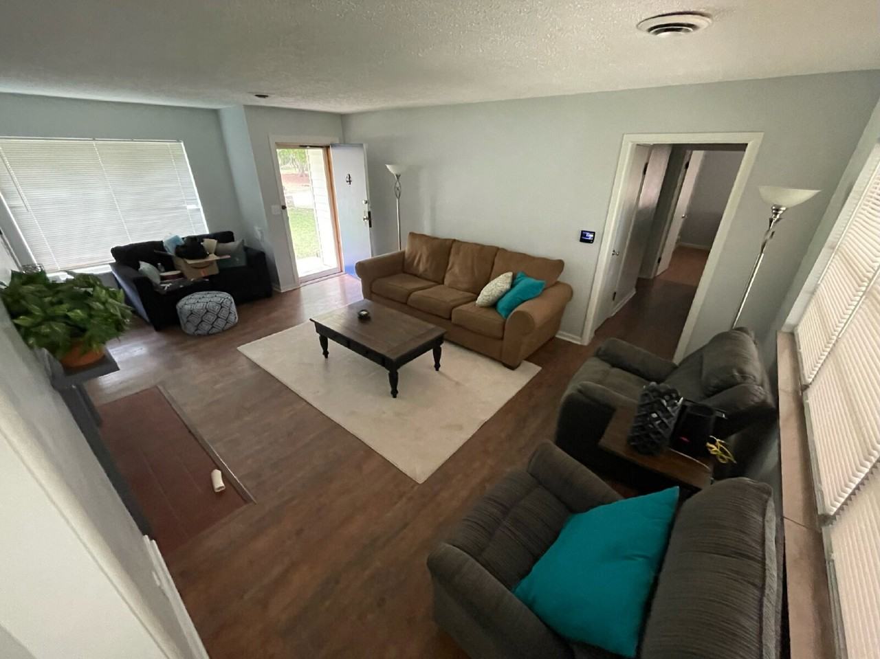 2920 Highwoods Dr - Photo 3 of 15