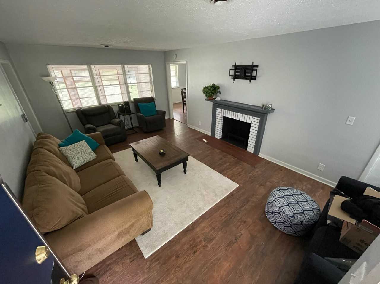 2920 Highwoods Dr - Photo 4 of 15