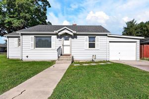 featured image of 2624 College Ave