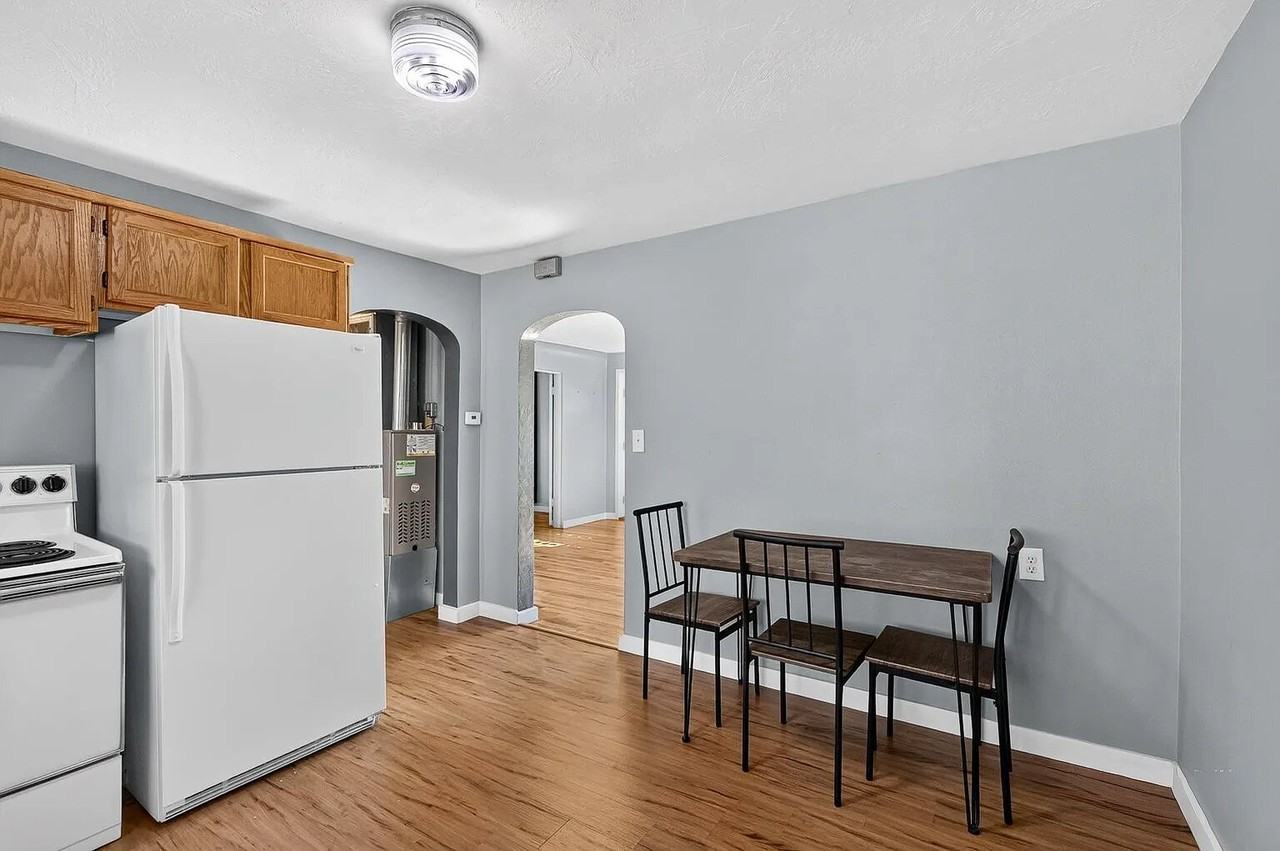 2624 College Ave - Photo 7 of 15