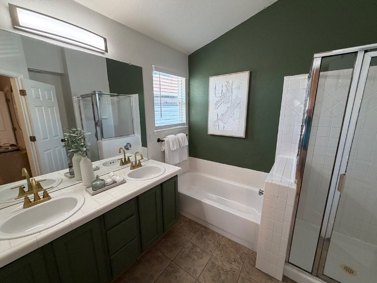 4238 Brookwood Pl - Photo 7 of 14