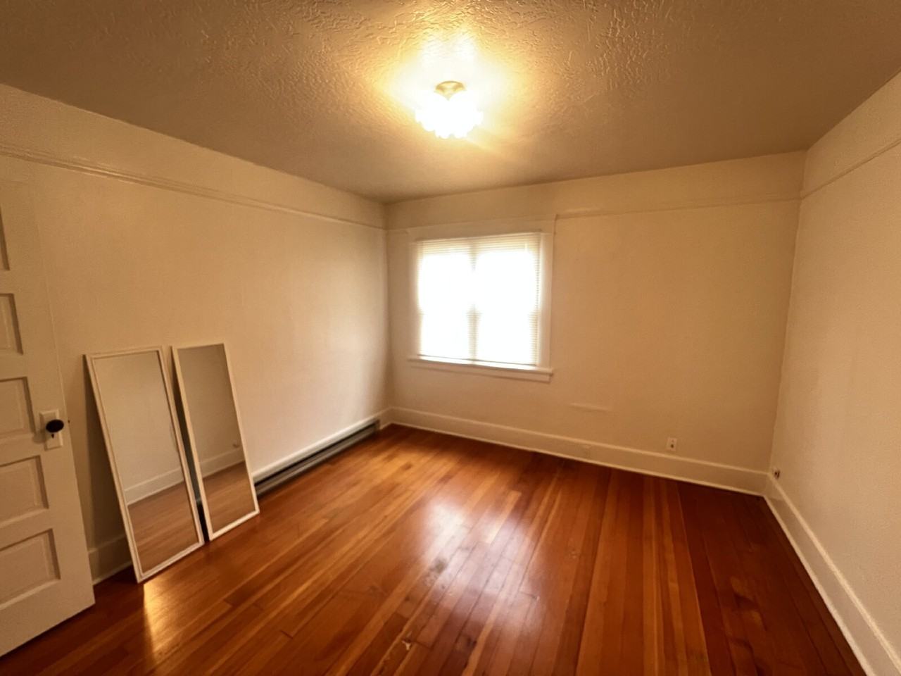 1610 Hilyard St - Photo 4 of 9