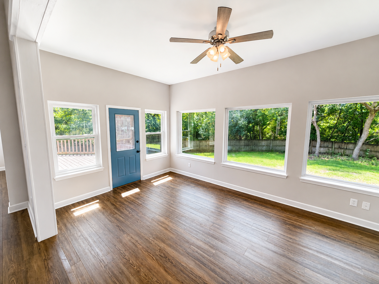246 Hillside Dr - Photo 4 of 20