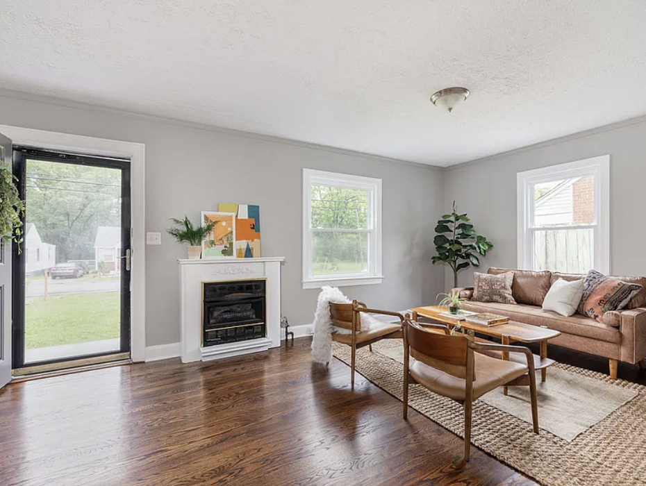 233 Harrington Ave - Photo 4 of 26