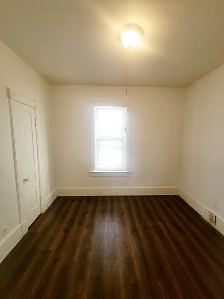 1710A W Mineral St - Photo 4 of 5