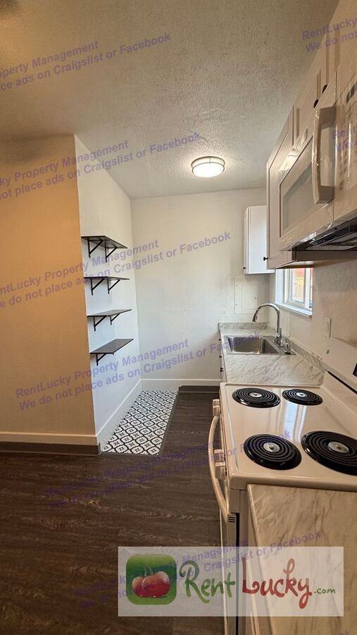3116 1/2 N 8th St - Photo 5 of 19