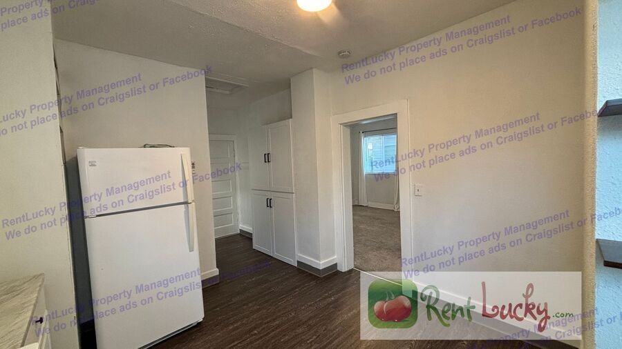 3116 1/2 N 8th St - Photo 7 of 19