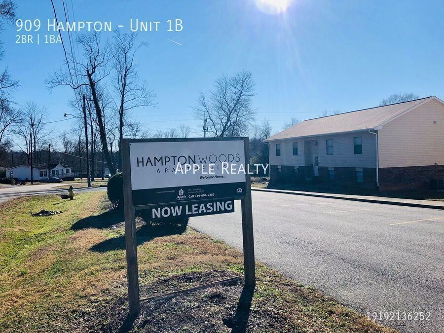 909 Hampton St #1B - Photo 2 of 11