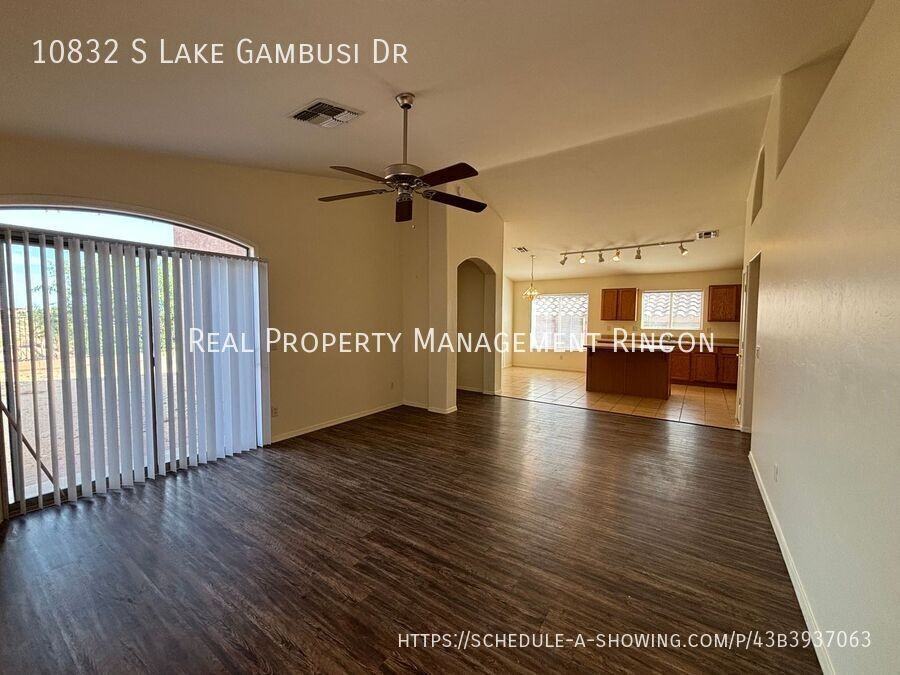 10832 S Lake Gambusi Dr - Photo 2 of 21