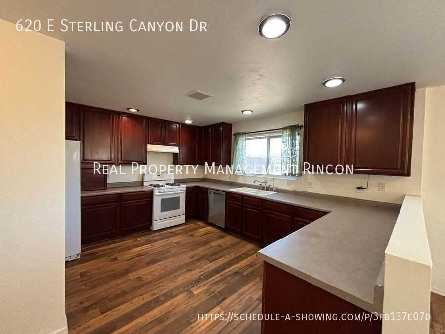 620 E Sterling Canyon Dr - Photo 7 of 28