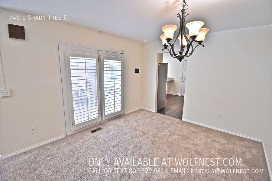746 E Shady Tree Ct - Photo 6 of 34