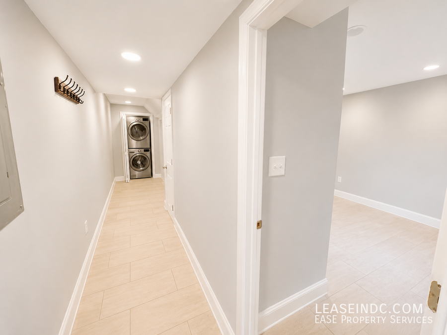 55 Quincy Pl Nw #B - Photo 3 of 15