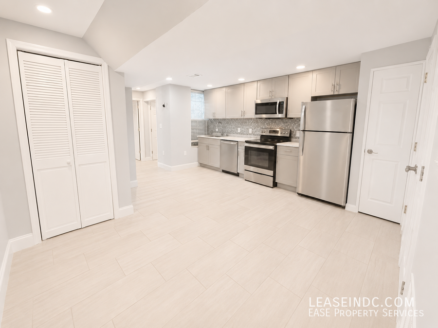 55 Quincy Pl Nw #B - Photo 4 of 15