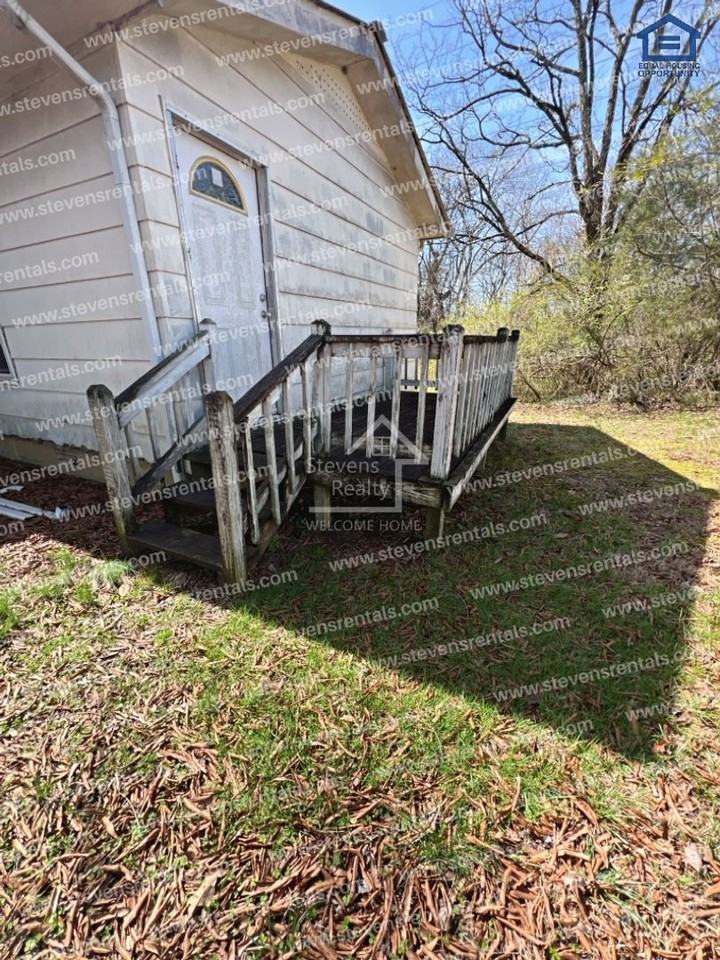 31 Gibson Ave - Photo 3 of 4
