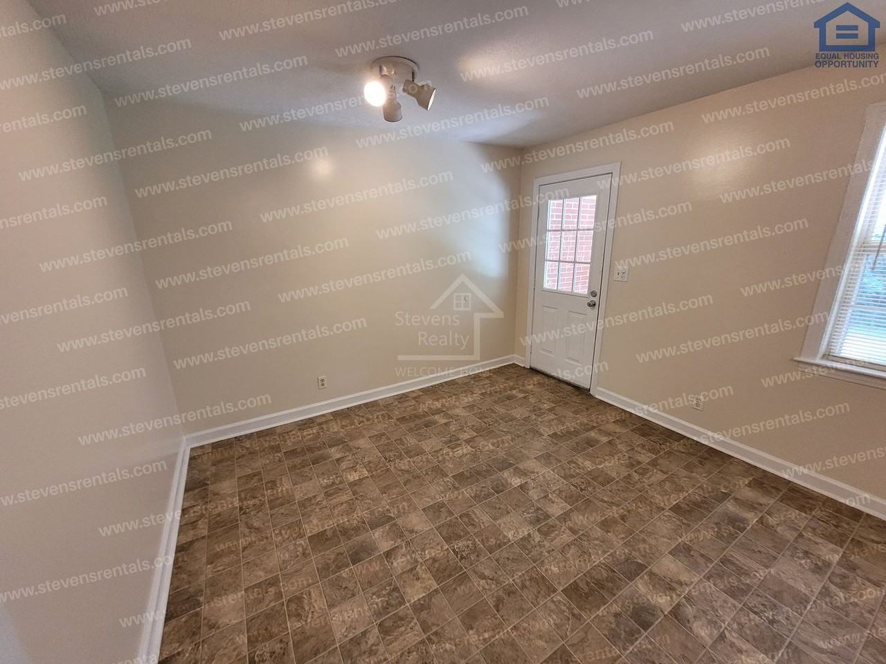 205 E 13th St #A - Photo 6 of 12