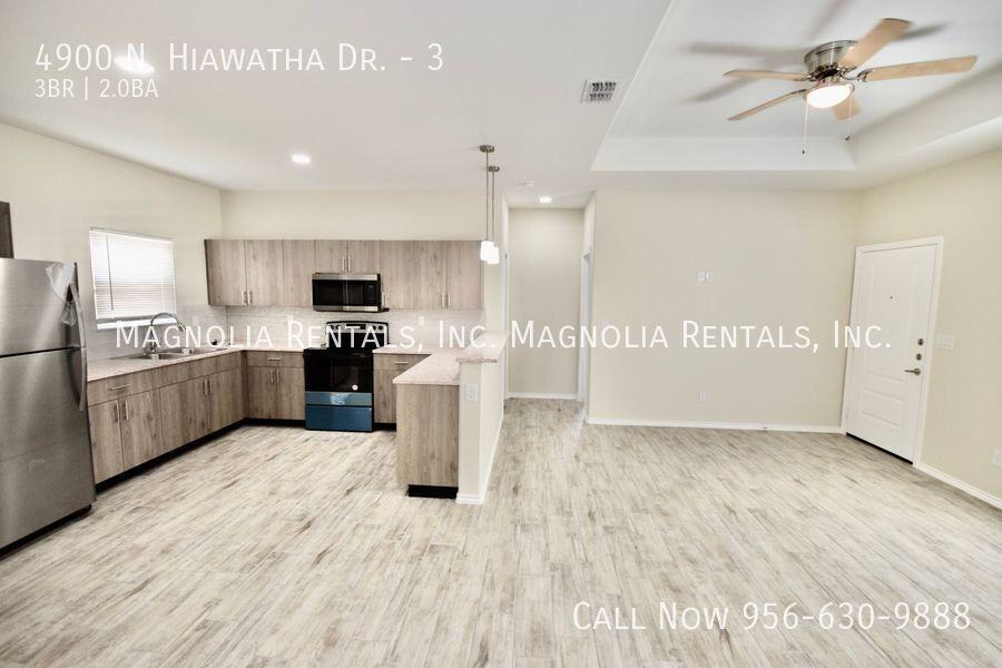 4900 N Hiawatha Dr #3 - Photo 5 of 36