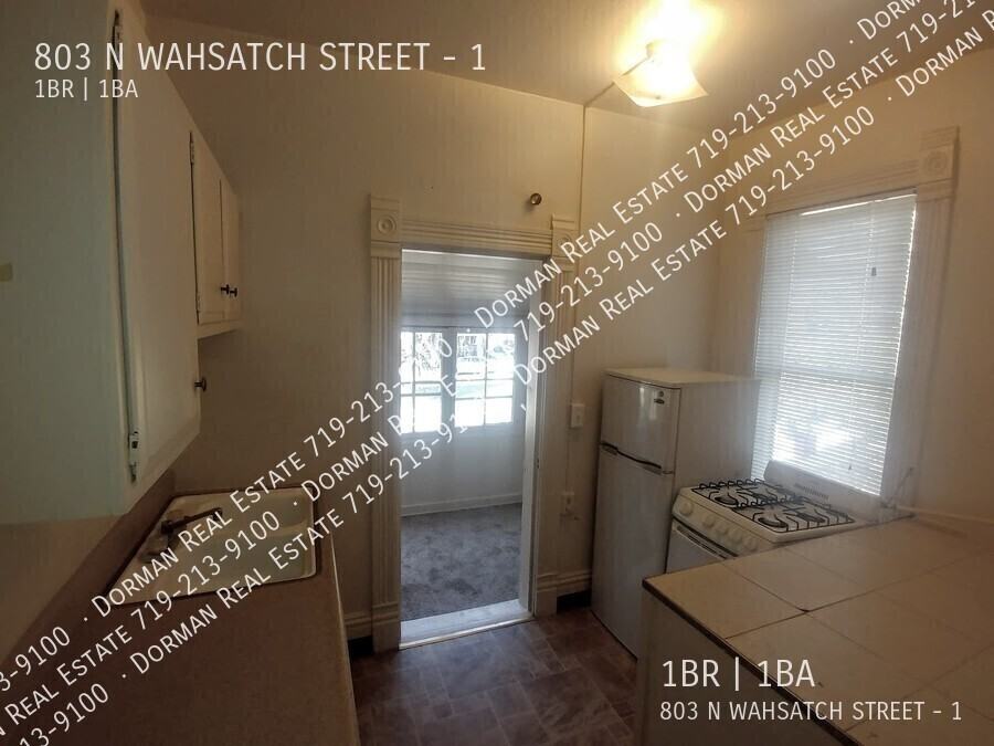 803 N Wahsatch Ave #1 - Photo 4 of 6