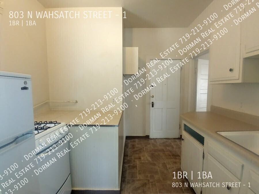 803 N Wahsatch Ave #1 - Photo 5 of 6
