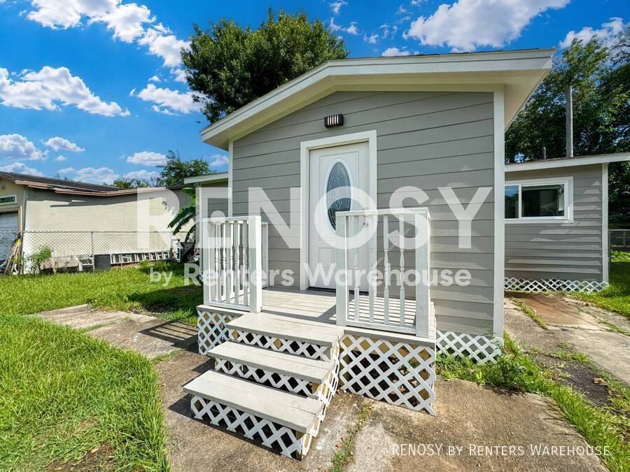 429 17th Ave N - Photo 7 of 46