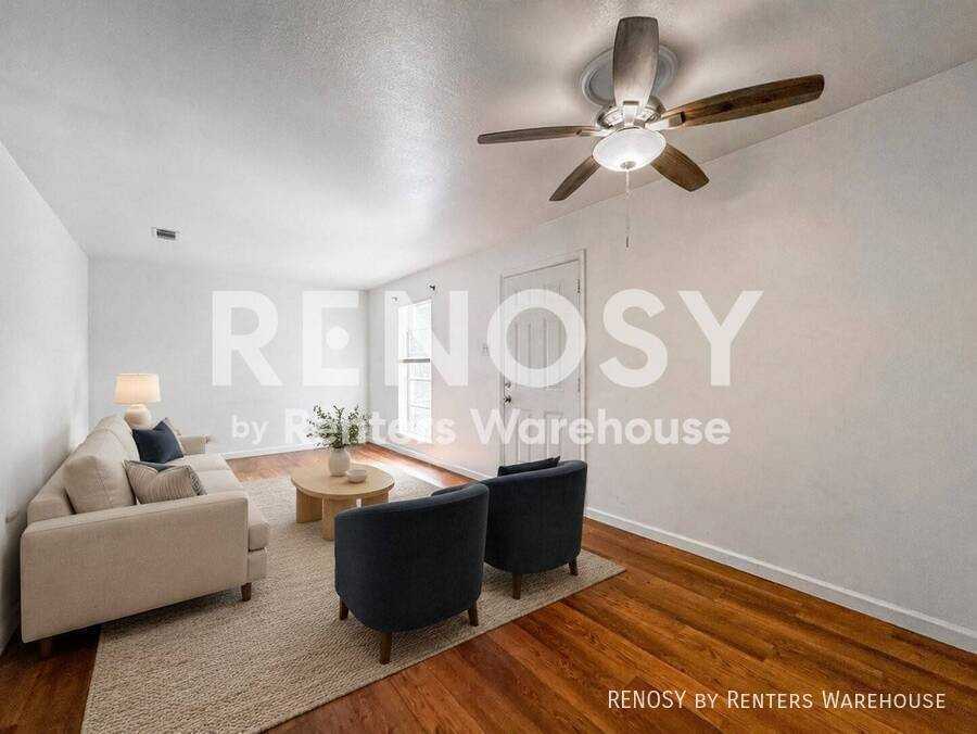 4537 Dakota St - Photo 3 of 15