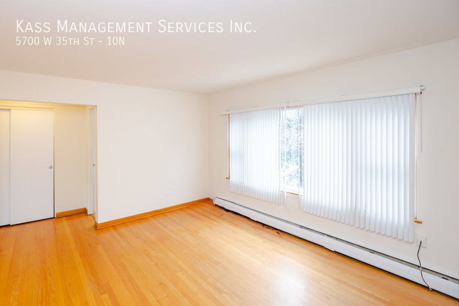 5700 W 35th St #10N - Photo 2 of 7