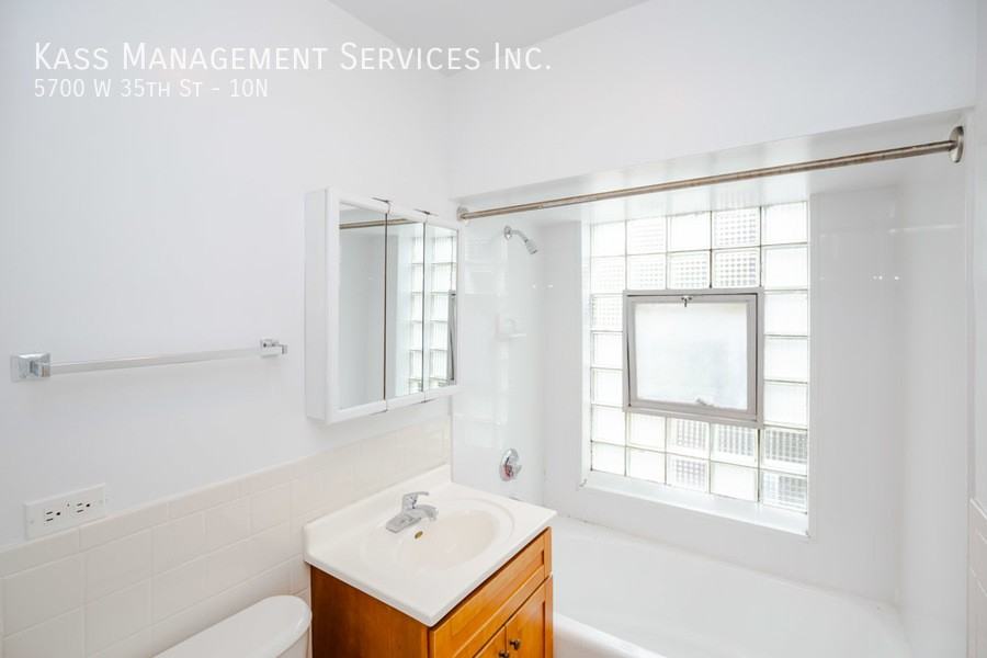 5700 W 35th St #10N - Photo 6 of 7